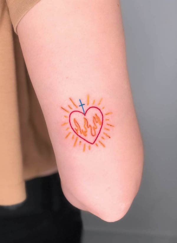 84 tatuaggi a cuore carini e stimolanti con significato